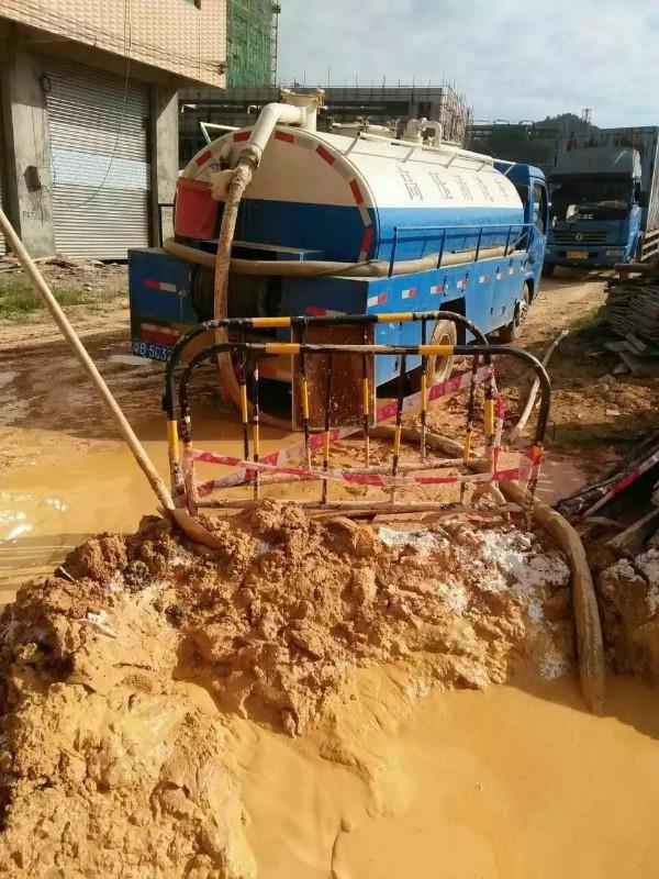 熊口管理区工地淤泥清淤