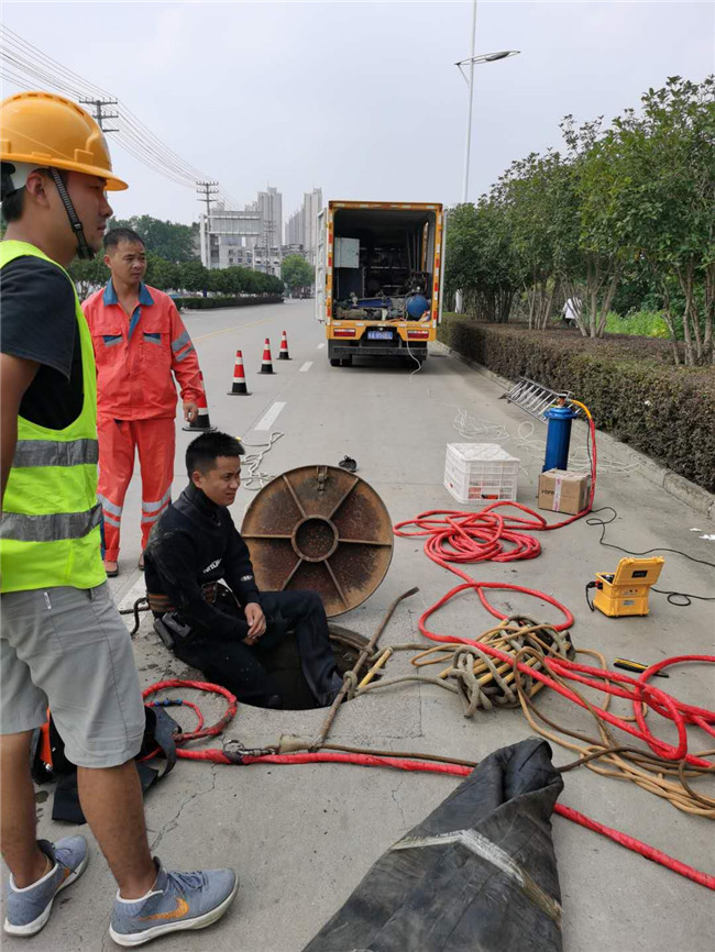 熊口管理区翻衬法管道修复技术主要工序