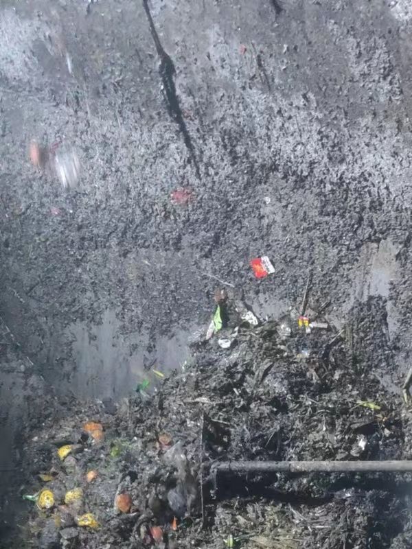 熊口管理区污水池清理
